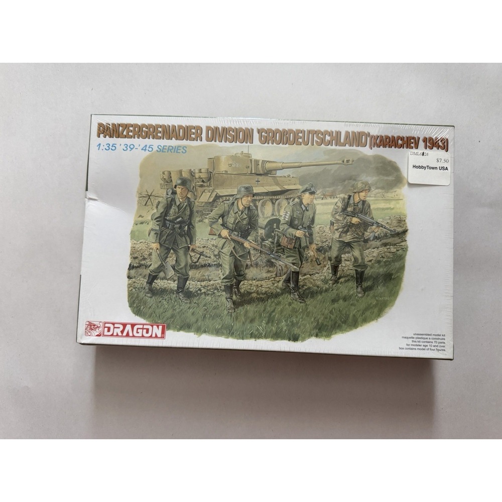Dragon 6124 1/35 Panzergrenadier Division Grossdeutschland 1943 Model Kit New